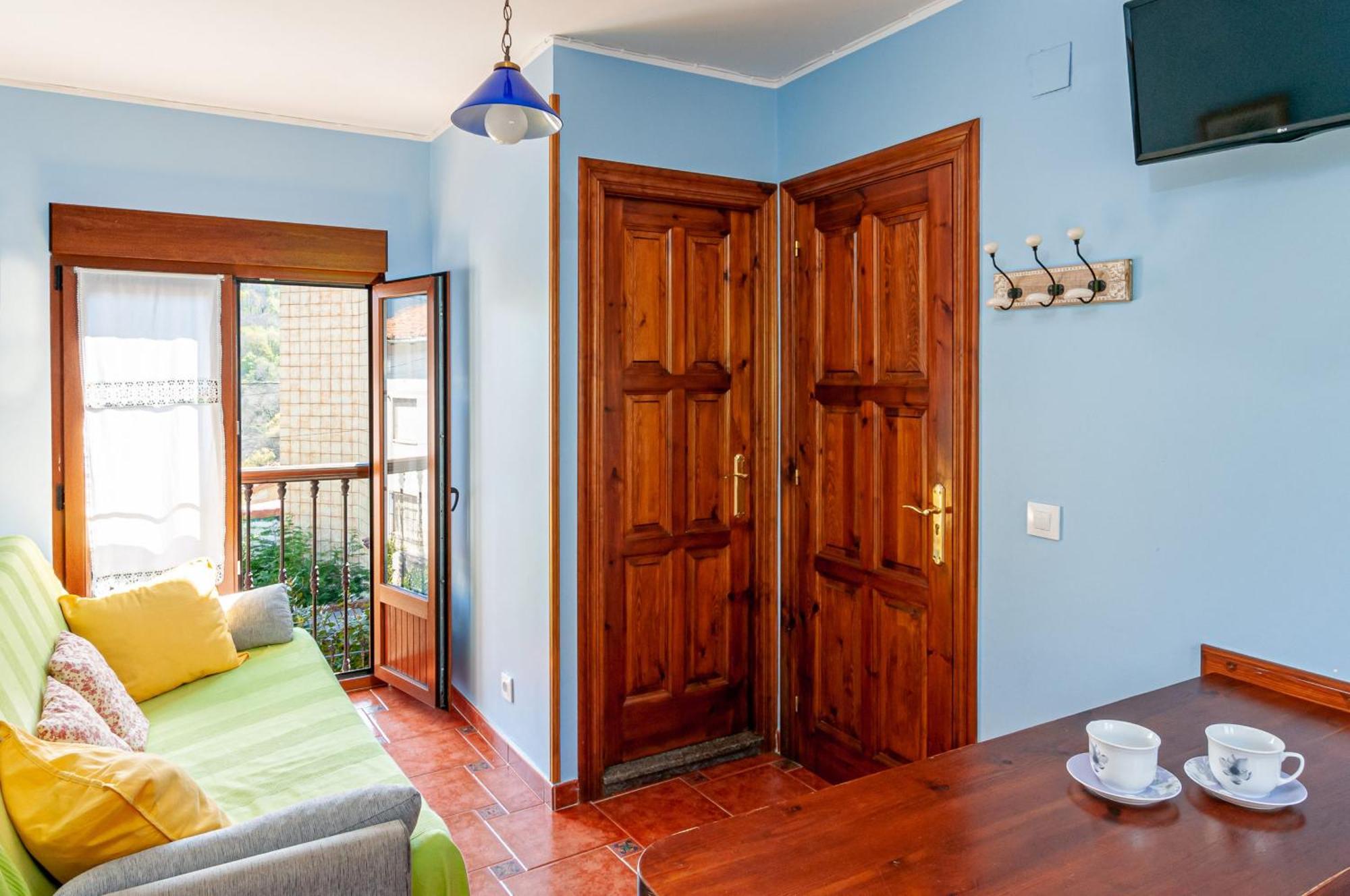 Apartamentos La Regoria Arenas De Cabrales Dış mekan fotoğraf
