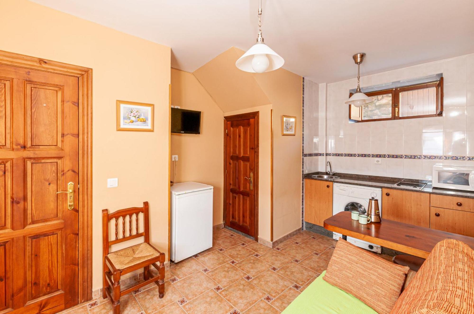 Apartamentos La Regoria Arenas De Cabrales Dış mekan fotoğraf