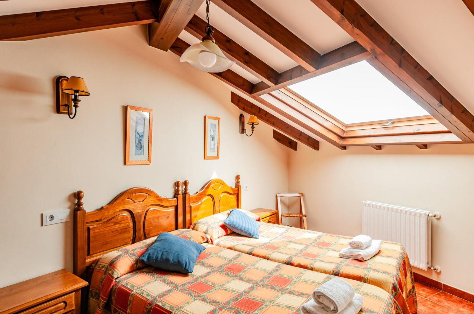 Apartamentos La Regoria Arenas De Cabrales Dış mekan fotoğraf