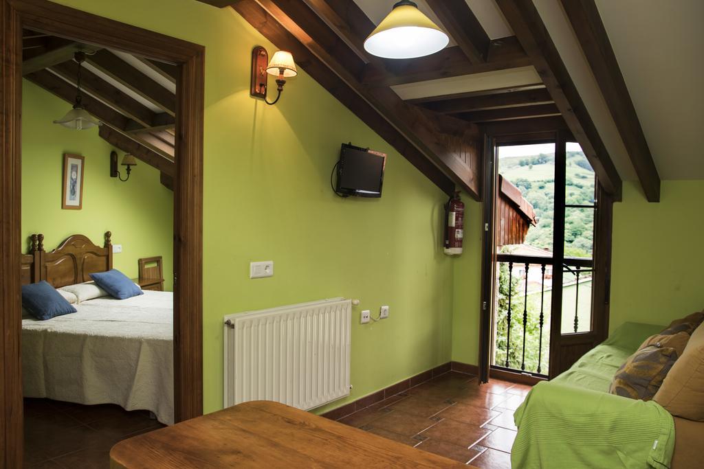 Apartamentos La Regoria Arenas De Cabrales Dış mekan fotoğraf