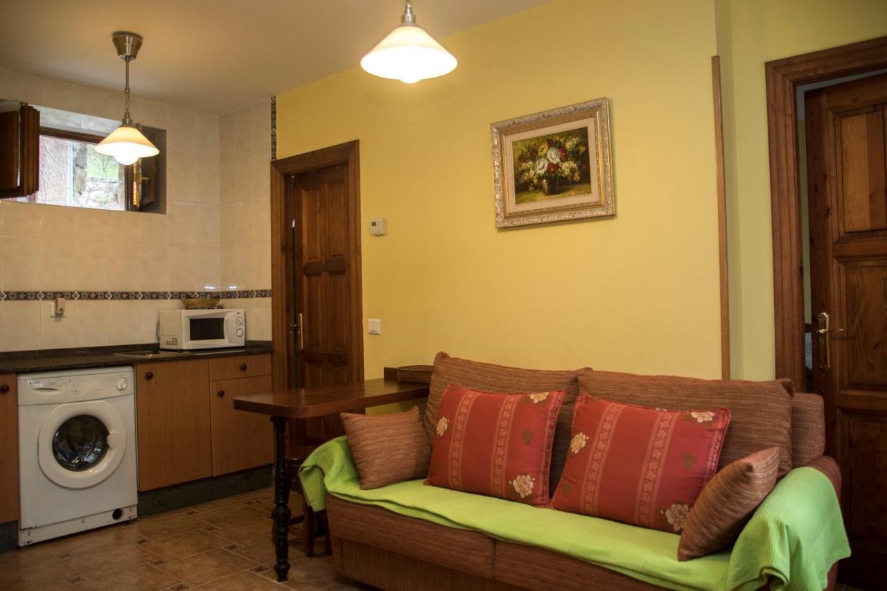 Apartamentos La Regoria Arenas De Cabrales Dış mekan fotoğraf