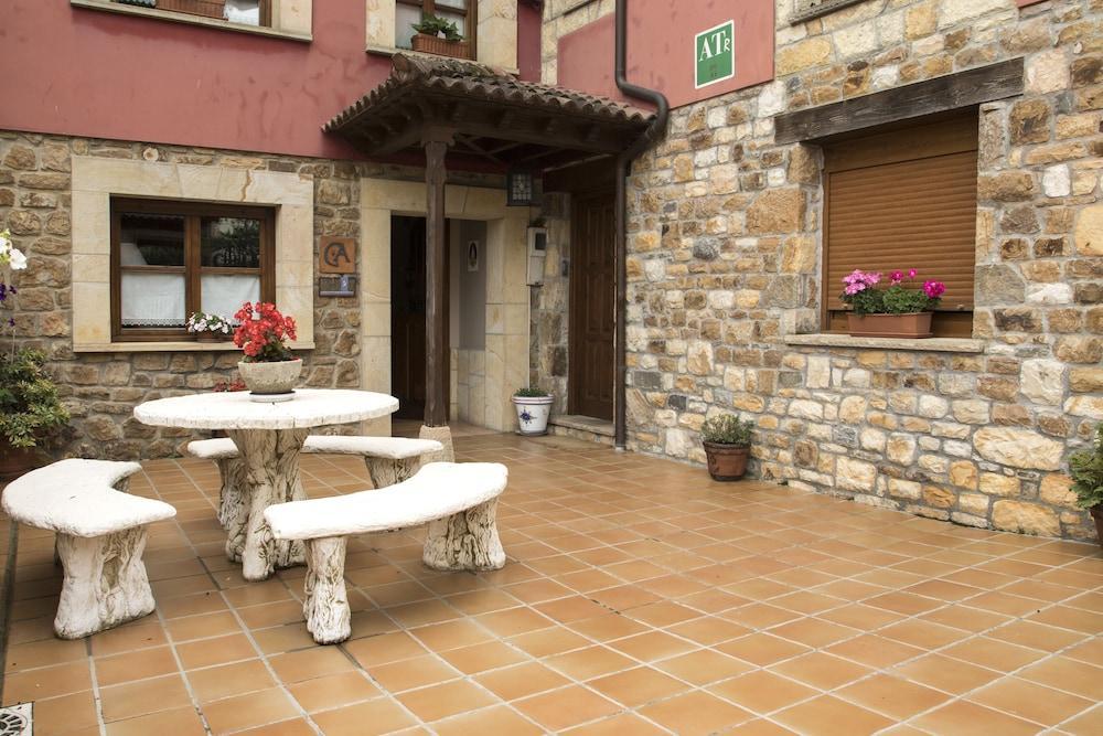 Apartamentos La Regoria Arenas De Cabrales Dış mekan fotoğraf
